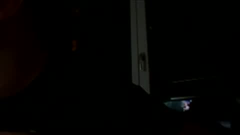 Snapshot of ferdl1988_1 chatting on February 15, 11:01 pm ferdl1988_1 online show from February 15, 11:01 pm