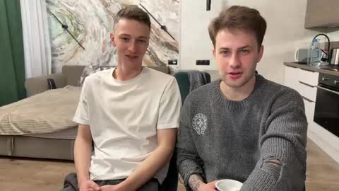 Snapshot of ferminlune chatting on April 4, 7:06 am ferminlune online show from April 4, 7:06 am