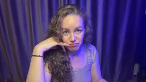Snapshot of fern_lust chatting on March 17, 1:25 pm fern_lust online show from March 17, 1:25 pm