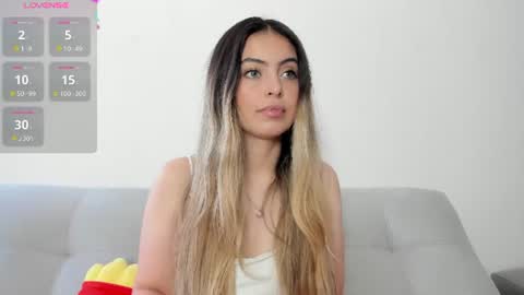 Snapshot of fernanda_aaa chatting on June 25, 3:16 pm fernanda online show from June 25, 3:16 pm
