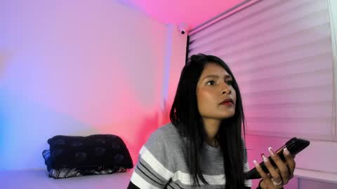fernanda_liie_ online show from May 4, 12:34 pm