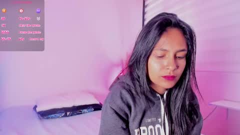 fernanda_liie_ online show from May 12, 1:52 pm