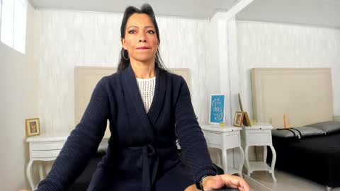 Fernanda  online show from May 6, 7:08 pm