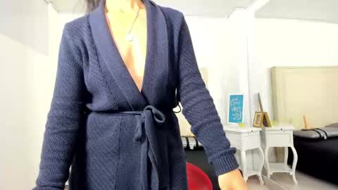 Fernanda  online show from May 7, 7:25 am