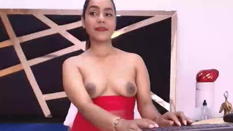 Snapshot of fernandabrown_ chatting on March 1, 12:56 am Fernandabrown s online show from March 1, 12:56 am