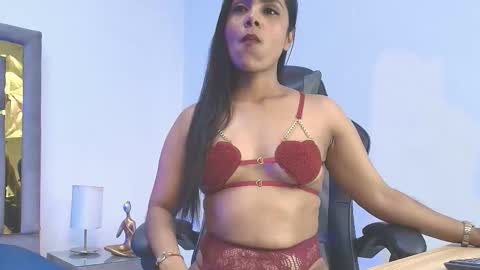 Snapshot of fernandabrown_ chatting on March 22, 5:22 am Fernandabrown s online show from March 22, 5:22 am