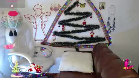 FernandaEloisa online show from December 11, 7:46 pm