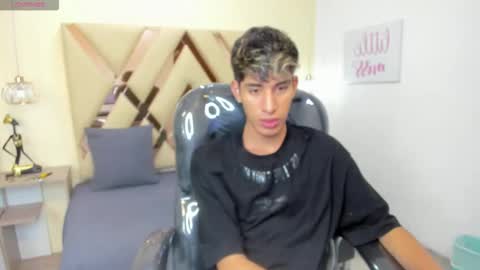 FER PHOENIX online show from October 23, 6:02 am