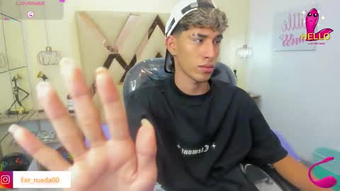 FER PHOENIX online show from November 3, 3:19 am