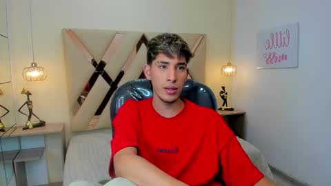 FER PHOENIX online show from December 23, 4:32 am