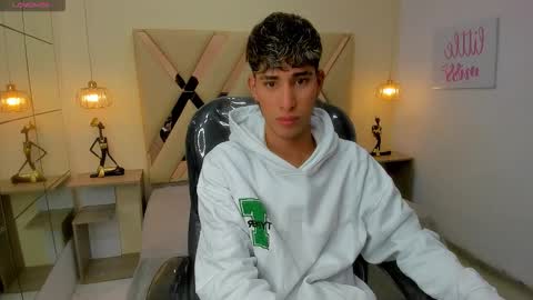 FER PHOENIX online show from February 20, 11:54 am