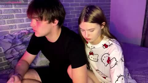 Tina and Tomas online show from September 14, 3:11 pm