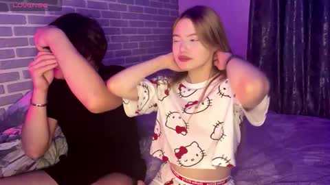 Tina and Tomas online show from September 15, 3:34 pm