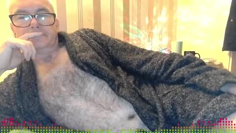 Snapshot of fetish4hair chatting on February 7, 4:16 am Tim online show from February 7, 4:16 am