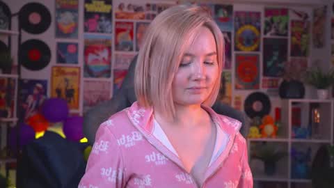 Rey online show from December 7, 2:46 pm