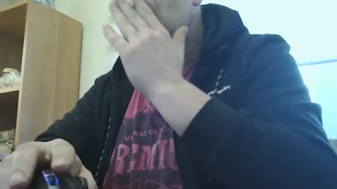 Snapshot of fetizcouple chatting on February 6, 12:59 pm WeAreOpenMindedCouple online show from February 6, 12:59 pm