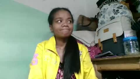 fetranialdy online show from October 11, 4:33 am