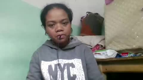 fetranialdy online show from December 19, 8:21 am