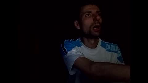 Snapshot of fffjj021 chatting on April 9, 1:05 am Raised in 90s online show from April 9, 1:05 am