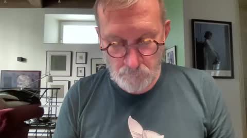 Snapshot of ffhungryhole3 chatting on January 7, 10:54 am ffhungryhole3 sub cock ass nipples cockring online show from January 7, 10:54 am