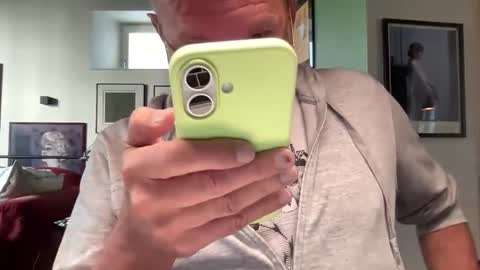 Snapshot of ffhungryhole3 chatting on October 15, 10:59 am ffhungryhole3 sub cock ass nipples cockring online show from October 15, 10:59 am