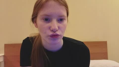 Snapshot of fiamoor chatting on April 10, 10:58 pm Fia online show from April 10, 10:58 pm