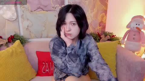 fiamoory online show from December 4, 1:25 am