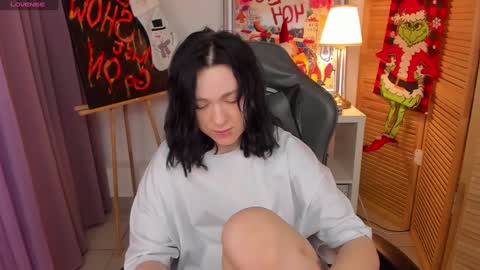 fiamoory online show from December 10, 4:24 am