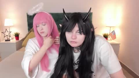 fiamoory online show from January 15, 8:08 am