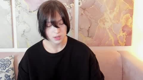 fiamoory online show from May 19, 1:11 am
