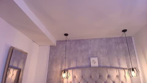   online show from November 19, 11:54 am