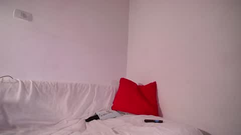 Snapshot of fieryangel_ chatting on December 14, 2:31 pm Bibi online show from December 14, 2:31 pm