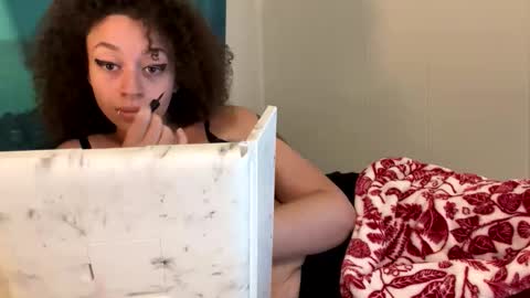 Snapshot of fiestry chatting on May 3, 6:25 pm Goddess Fiestry online show from May 3, 6:25 pm