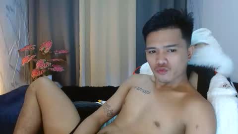 Snapshot of fiftyfourseven_ chatting on March 5, 11:39 am RJ online show from March 5, 11:39 am