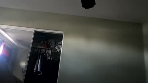 fightusfire32 online show from March 2, 10:48 pm