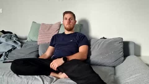 fiolkamil online show from October 15, 8:25 am