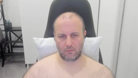 filippo12356 online show from February 5, 2:00 pm