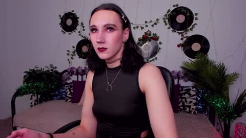 Honey Ill be waiting for you Tue Wed Thu Fri Sat Sun 10am-5pm online show from December 31, 9:53 am