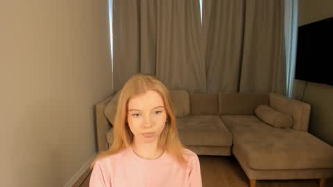 Anny online show from March 18, 1:14 pm