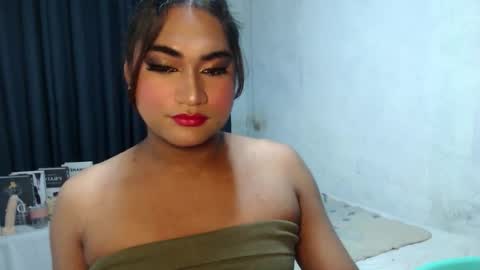 Snapshot of filthybarbie chatting on December 3, 3:03 am B A R B I E online show from December 3, 3:03 am