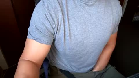 Snapshot of fin4lfinish chatting on October 10, 4:06 pm fin4lfinish online show from October 10, 4:06 pm