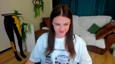 Amanda online show from June 20, 10:07 am