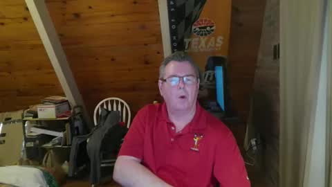 Snapshot of finderfiner chatting on March 13, 9:05 am finderfiner online show from March 13, 9:05 am