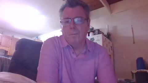 Snapshot of finderfiner chatting on March 16, 4:18 am finderfiner online show from March 16, 4:18 am