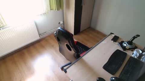 Snapshot of findo1991 chatting on May 1, 6:07 am Jane and Findo online show from May 1, 6:07 am