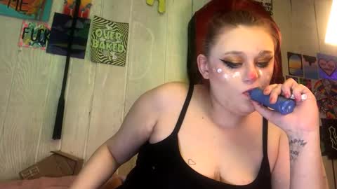 Snapshot of findommefoxi chatting on December 20, 5:47 am findommefoxi online show from December 20, 5:47 am