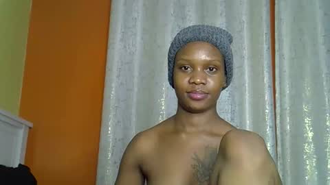 fine_queen12 online show from March 27, 9:03 pm