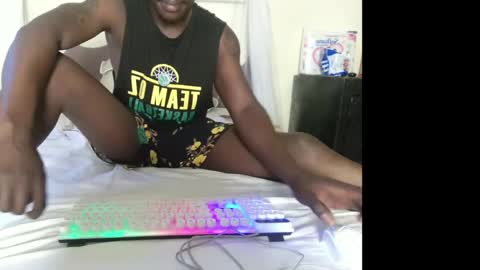 HOT AND SWEET online show from May 3, 2:23 pm