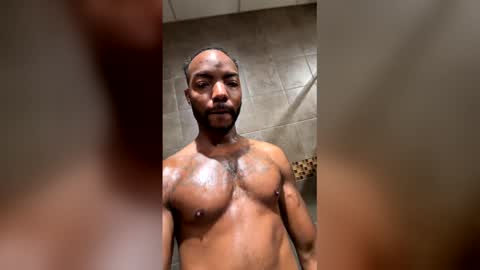 finessegod26 online show from April 12, 4:23 pm