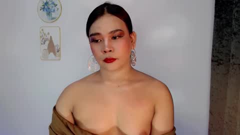 Jasmine online show from March 11, 10:38 pm